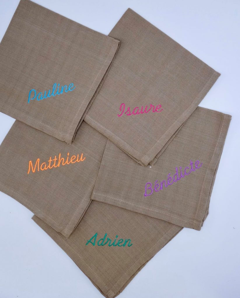 Serviettes de table taupe 02
