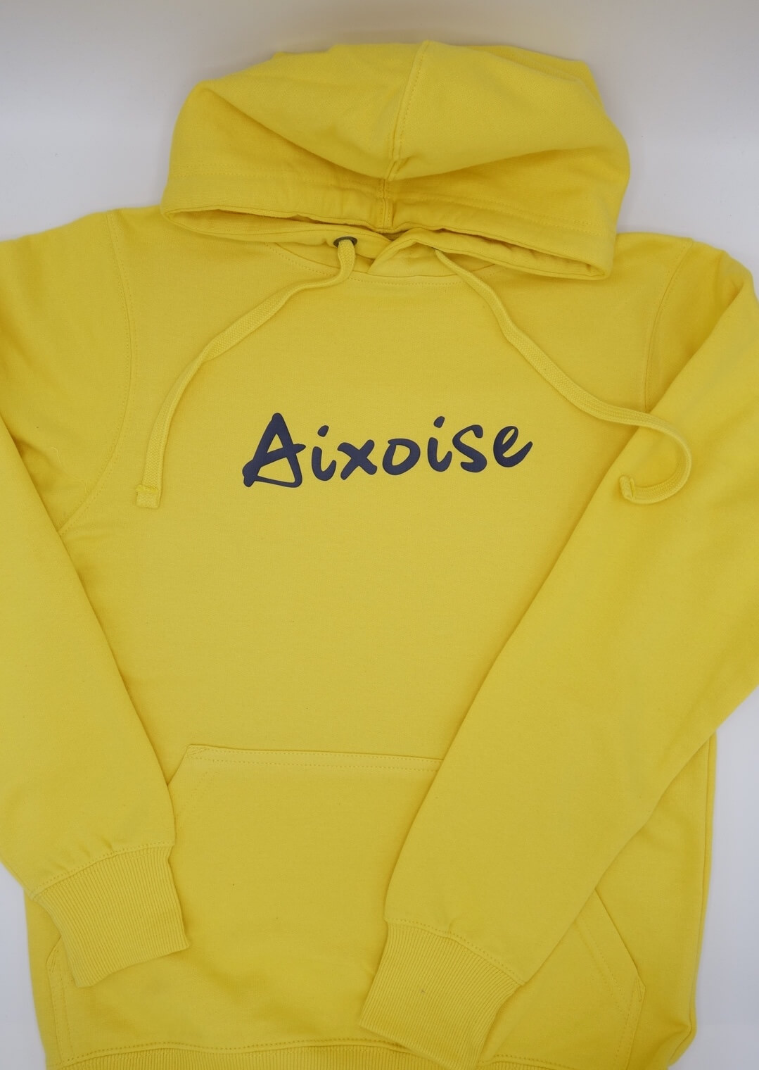 sweat jaune flocage marine